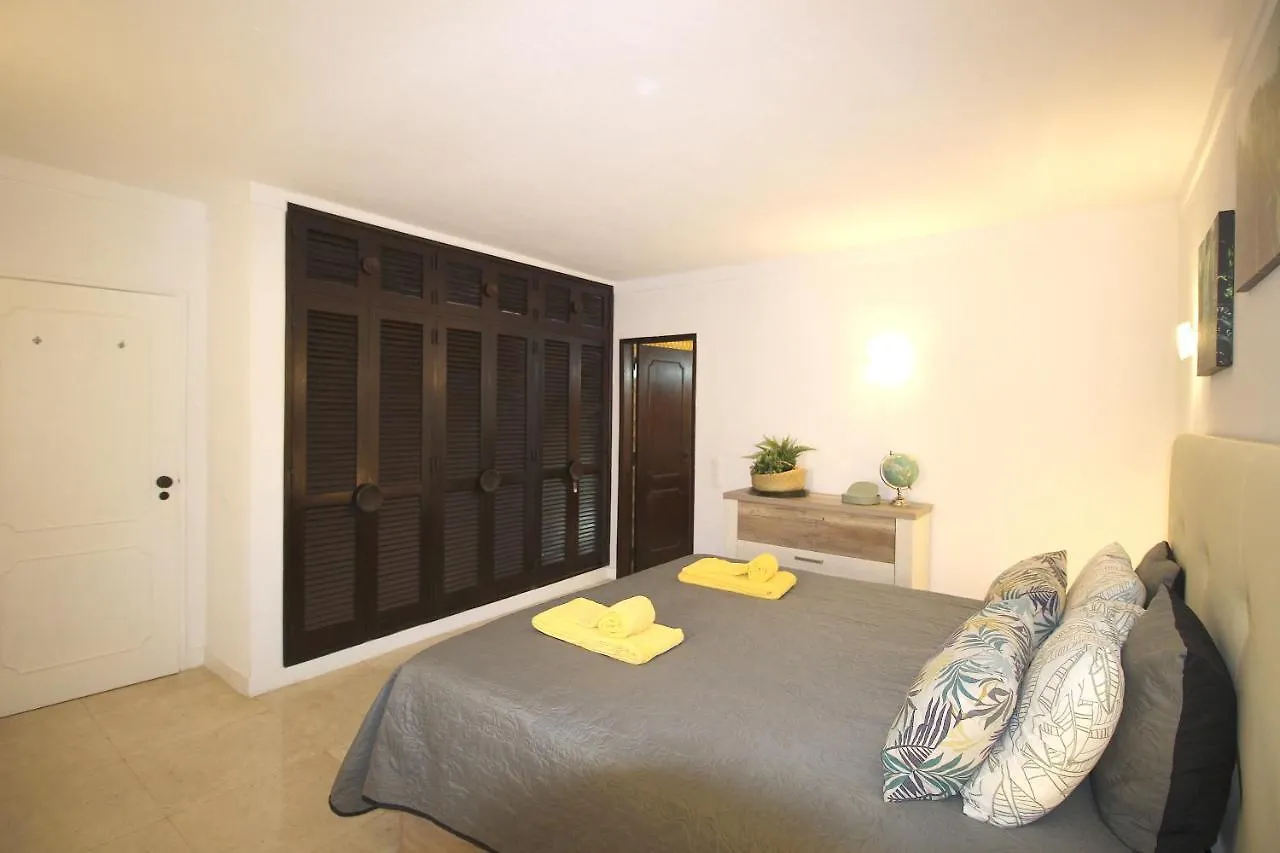 Magnifique Appartement Sur La Plage ... Albufeira